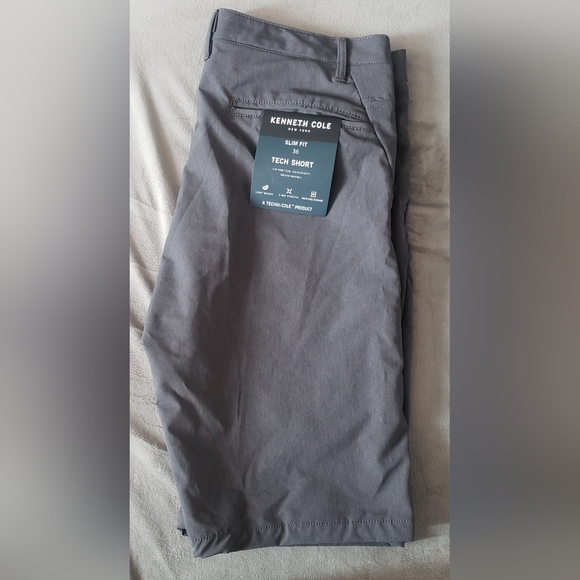 KENNETH COLE Tech Shorts - Picture 2 of 6